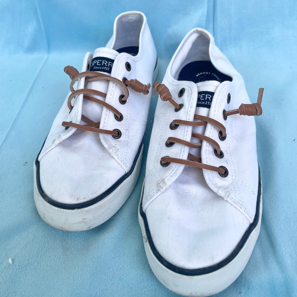 White Sperry Women's Pier View Sneaker
